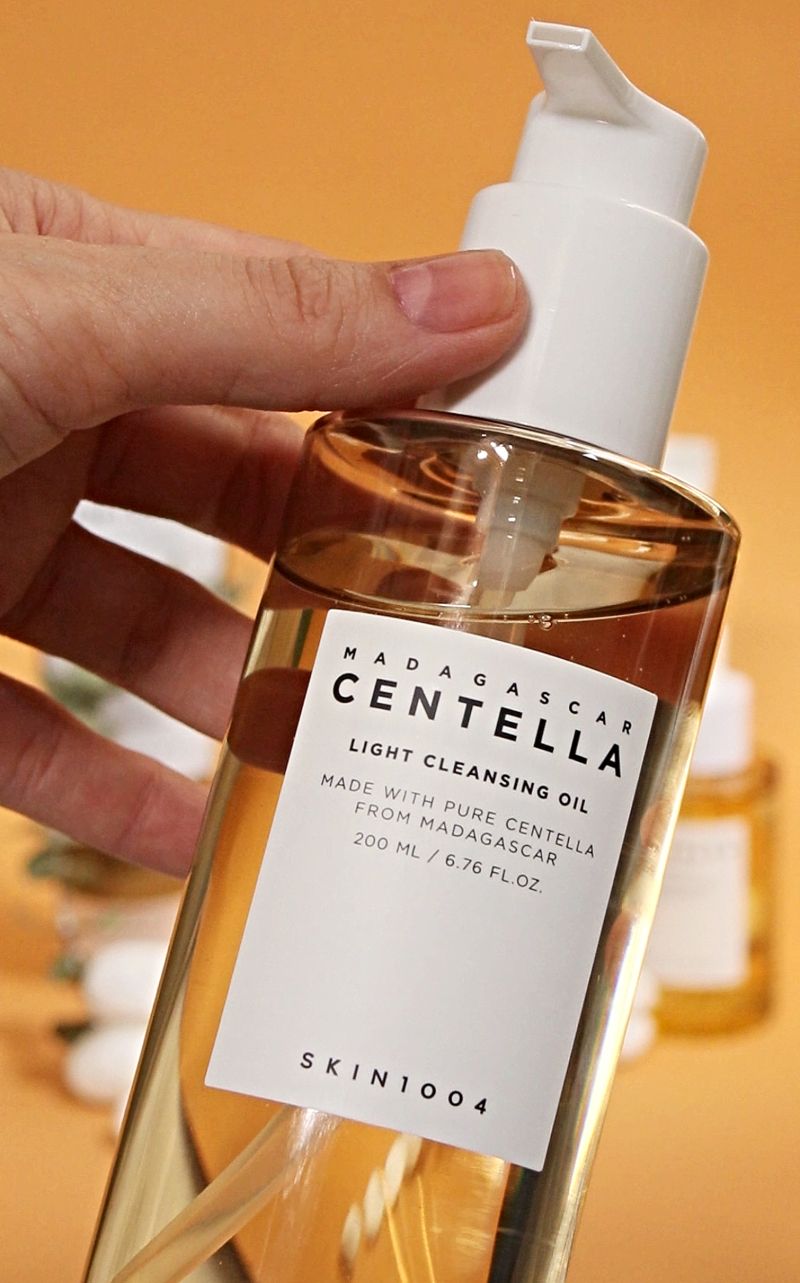 SKIN1004 Madagascar Centella Light Cleansing Oil 30ml/200ml